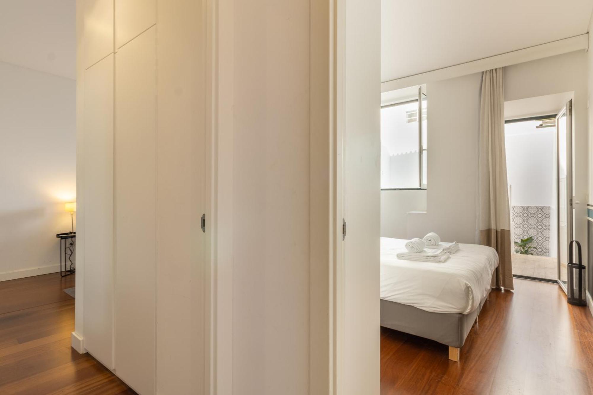Апартаменты Modern 3Br, Terrace, Ac/Heating & Self Check-In Лиссабон Экстерьер фото